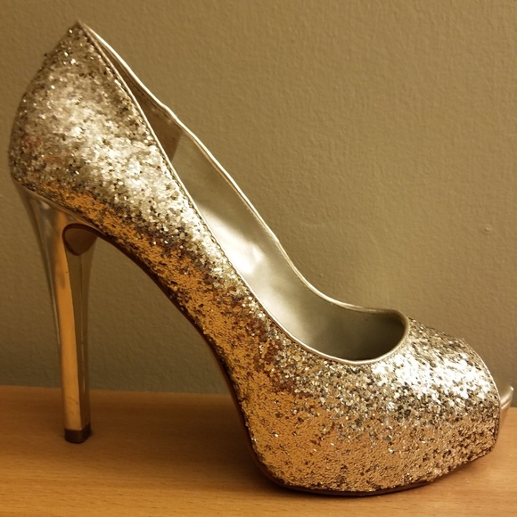 guess patches platform pump